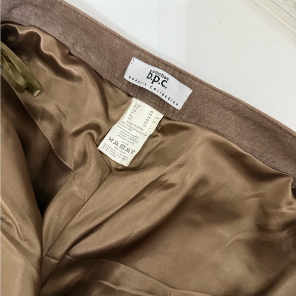 Women's Boot Cut Tan Suede Pants - Picture 8 of 10